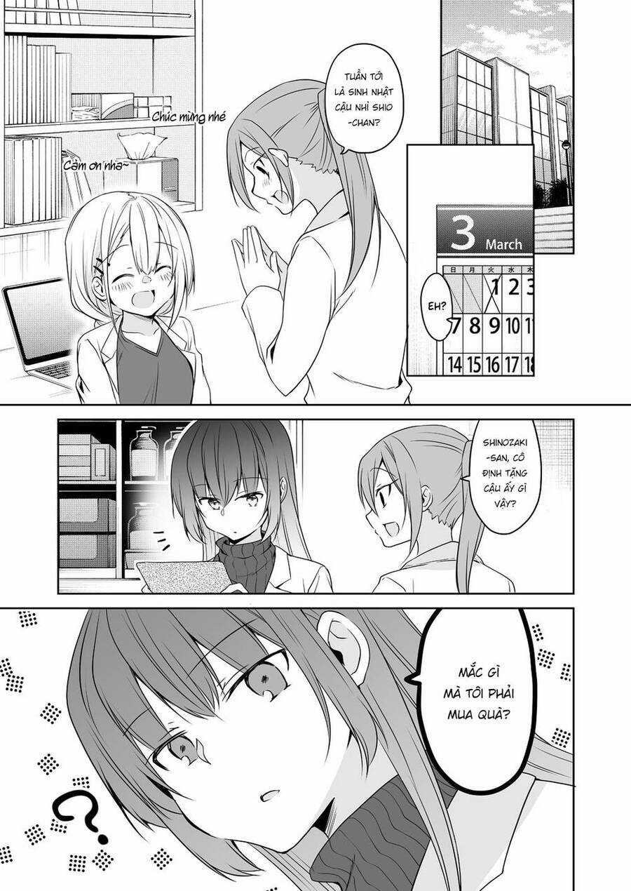 Câu Chuyện Về Tiền Bối Nhỏ Nhắn Ở Chỗ Làm Của Tôi Chương 61 trang 4