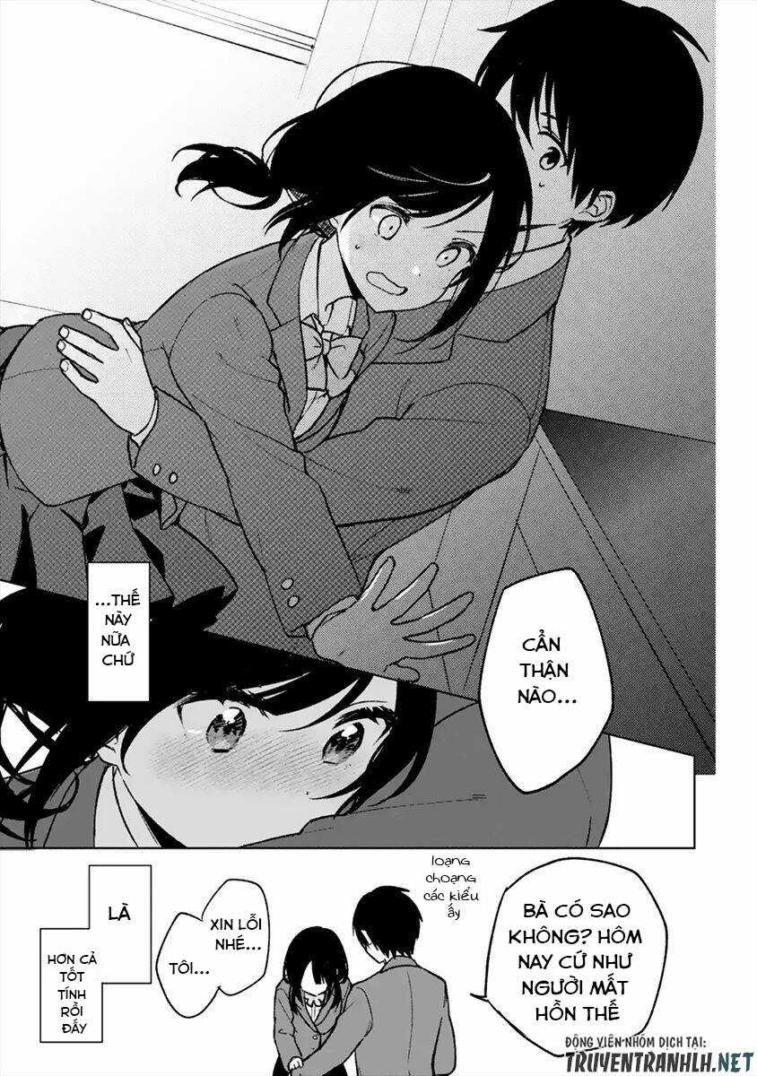 Chikan Saresou Ni Natteiru S-Kyuu Bishoujo Wo Tasuketara Tonari No Seki No Osananajimi Datta Chapter 15 trang 14