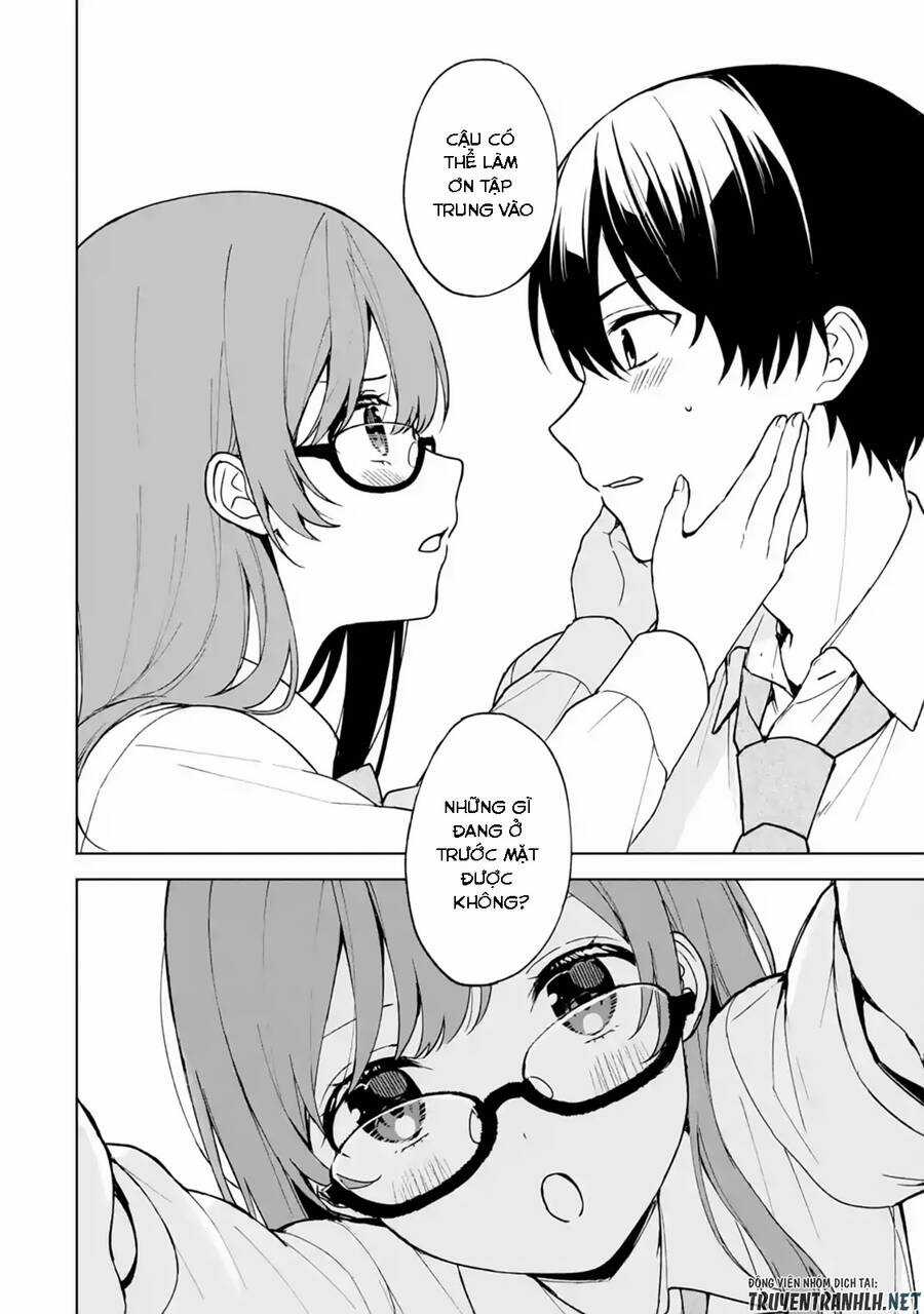 Chikan Saresou Ni Natteiru S-Kyuu Bishoujo Wo Tasuketara Tonari No Seki No Osananajimi Datta Chapter 27 trang 15