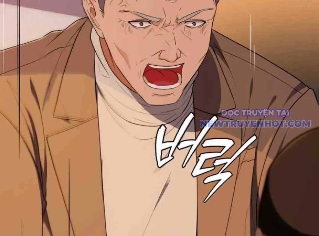 Lừa Đảo Bằng Giọng Nói Làm Đảo Lộn Cuộc Sống Của Bạn Chapter 24 trang 221