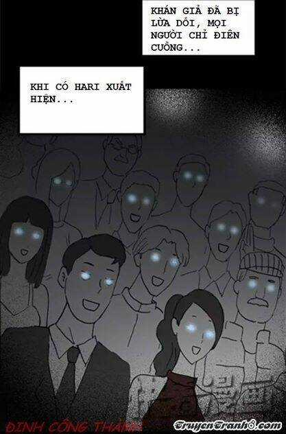 Người Đàn Ông Bên Ngoài Cửa Sổ Chapter 2 trang 32