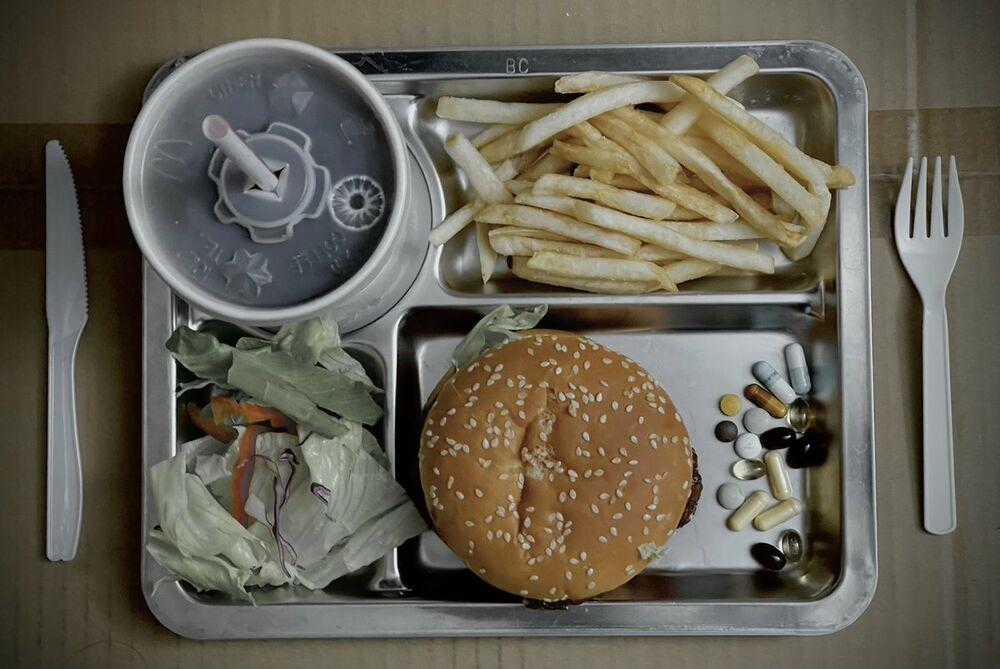 Tôi Bị Một Nữ Sinh Trung Học Kỳ Lạ Giam Cầm Chapter 21 trang 5