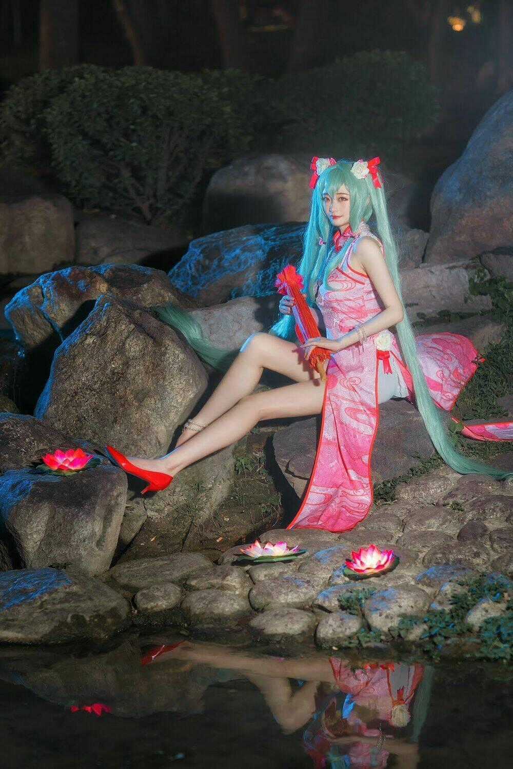 Tuyển Tập Cosplay Chapter 498 trang 1